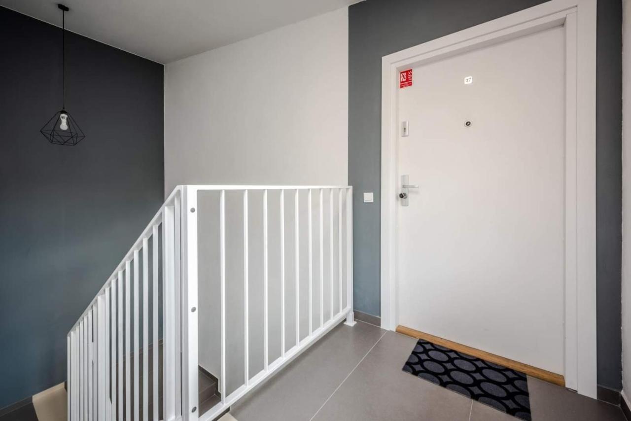 Modern Apartment Arizona Studio Old Town Dietla Balcony كراكوفيا المظهر الخارجي الصورة